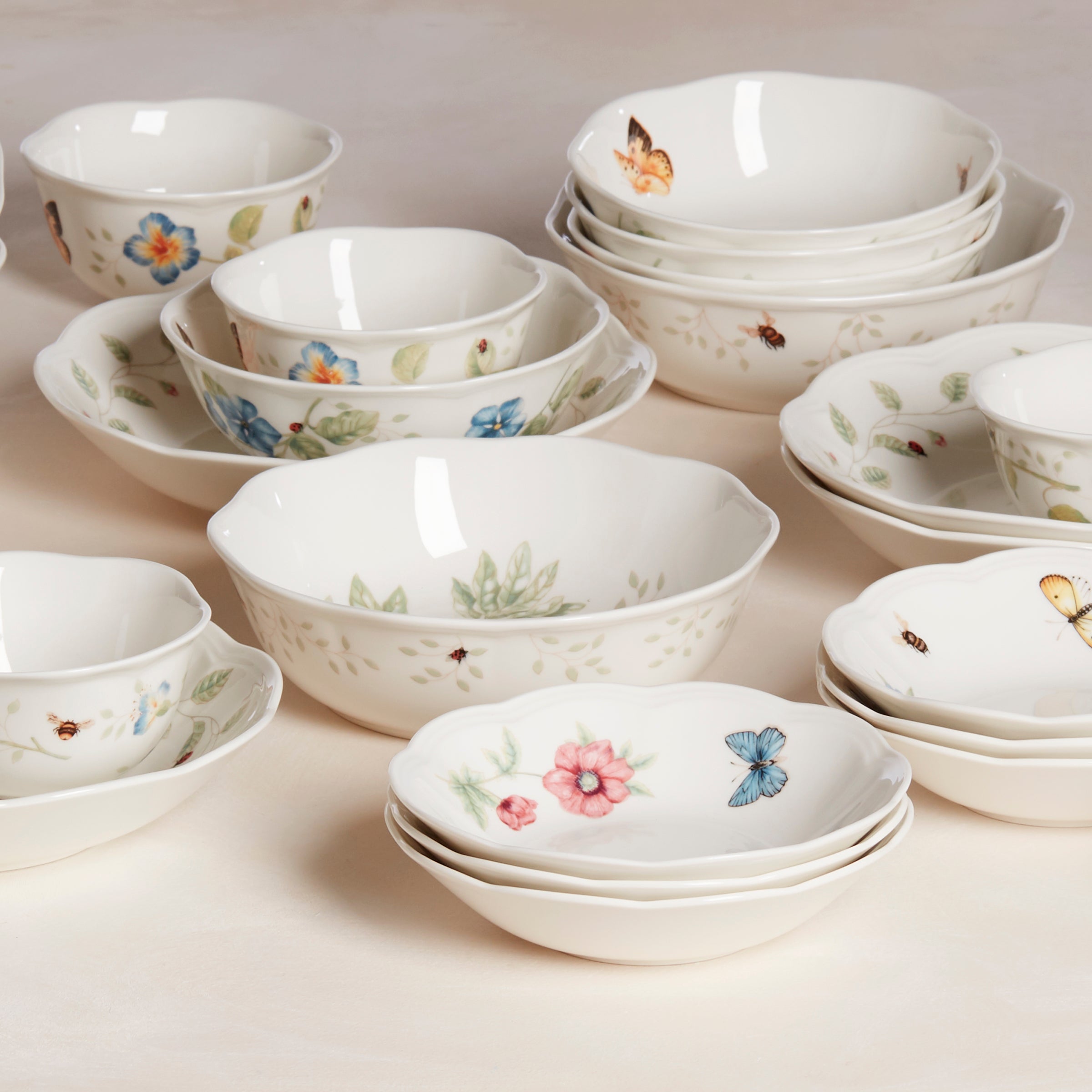 Lenox Westmore Butterfly Meadow Pasta Bowl - Image 6