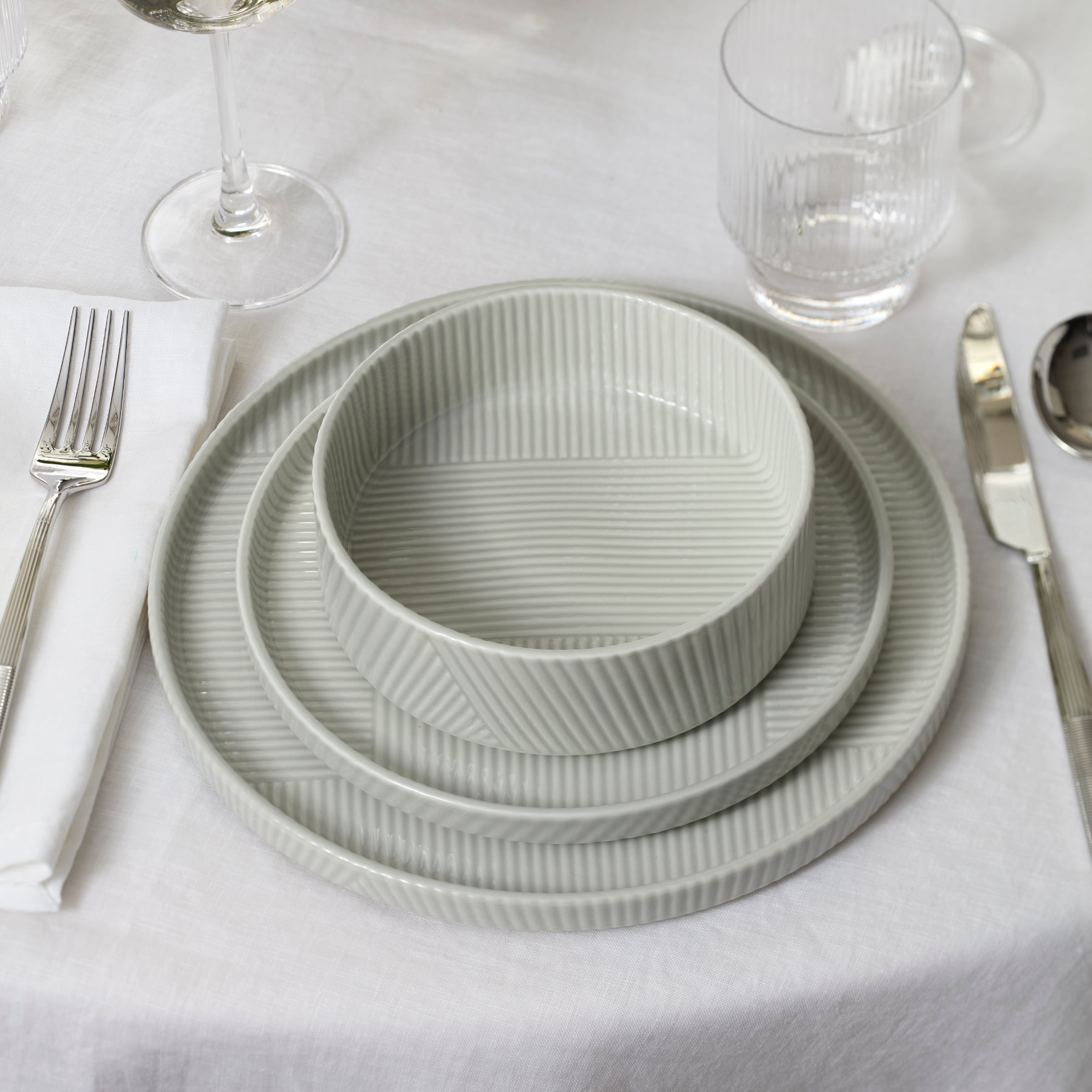 Lenox Westmore Modulus Vapor 16-Piece Dinnerware Set - Image 10