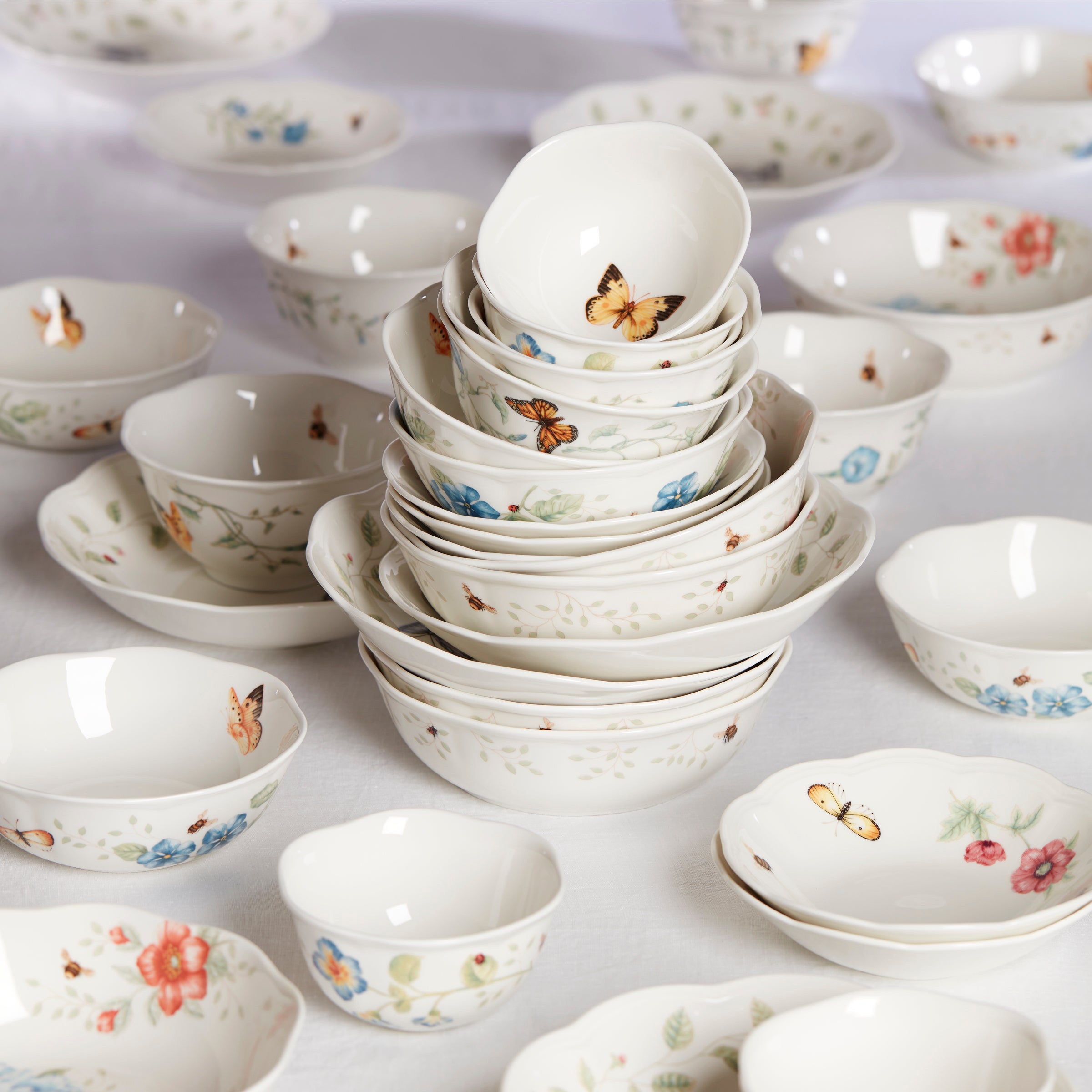 Lenox Westmore Butterfly Meadow Pasta Bowl - Image 5