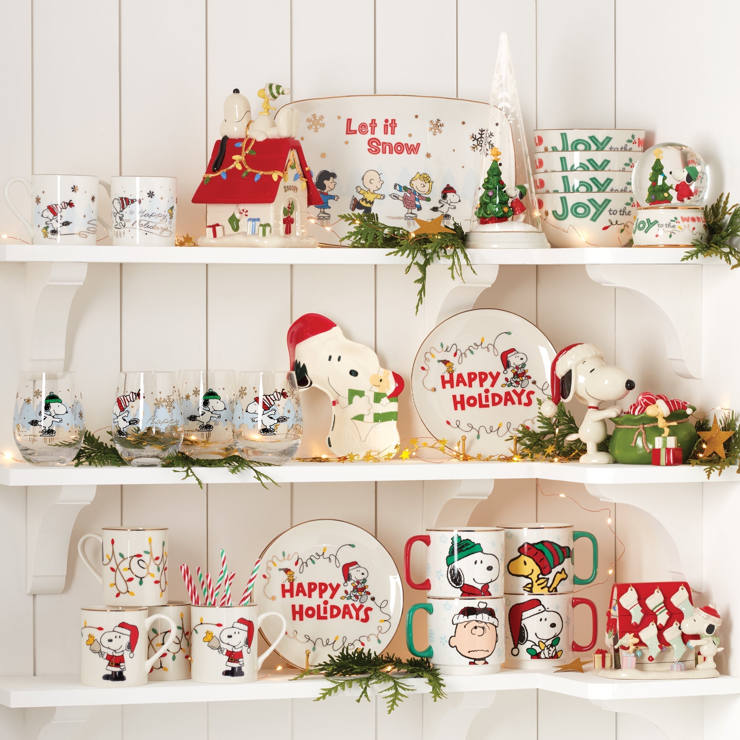 Lenox Westmore Snoopy Christmas All-Purpose Bowls, Set of 4 - Image 3