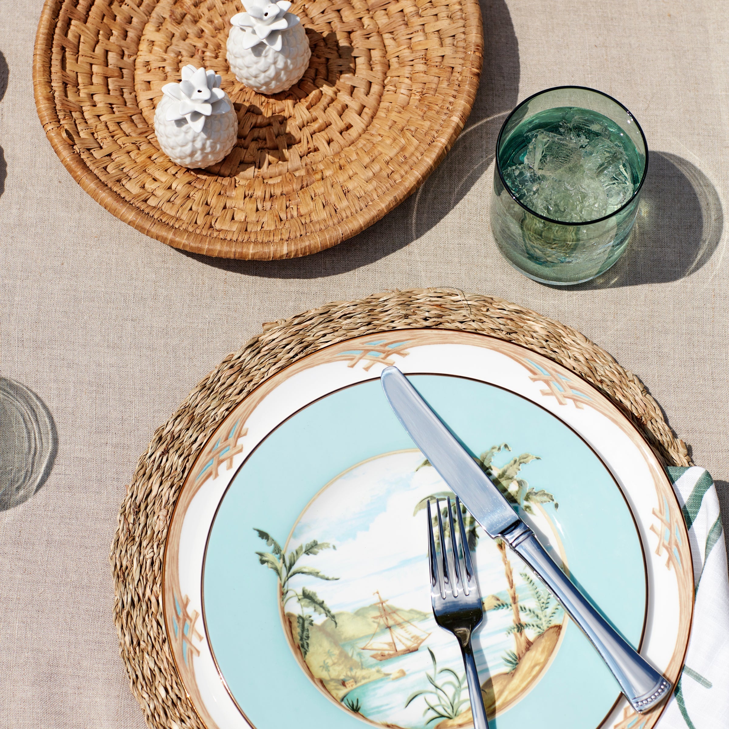 Lenox Westmore British Colonial Tradewind Accent Plate - Image 9