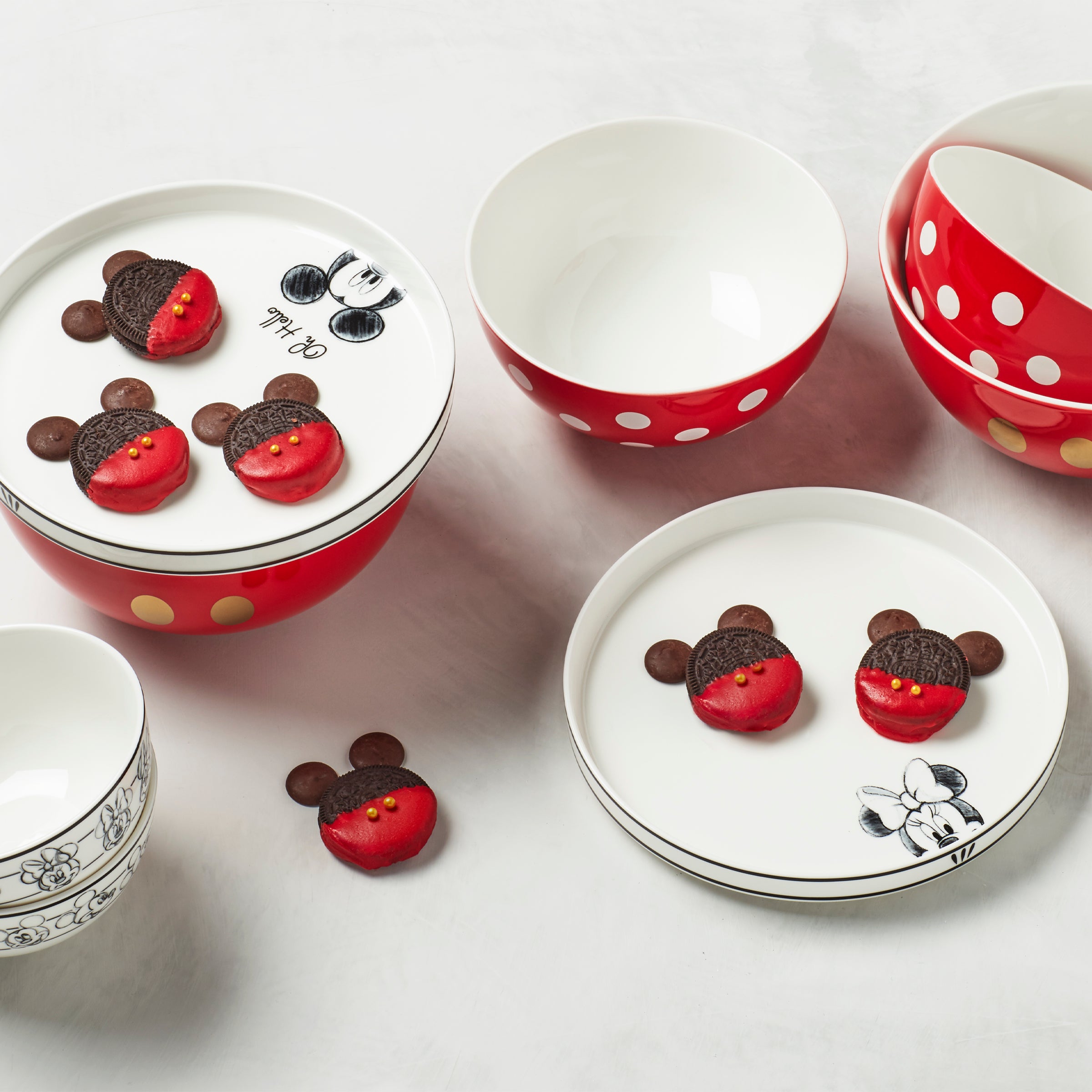 Lenox Westmore Disney 8-Piece Nesting Dinnerware Set - Image 6