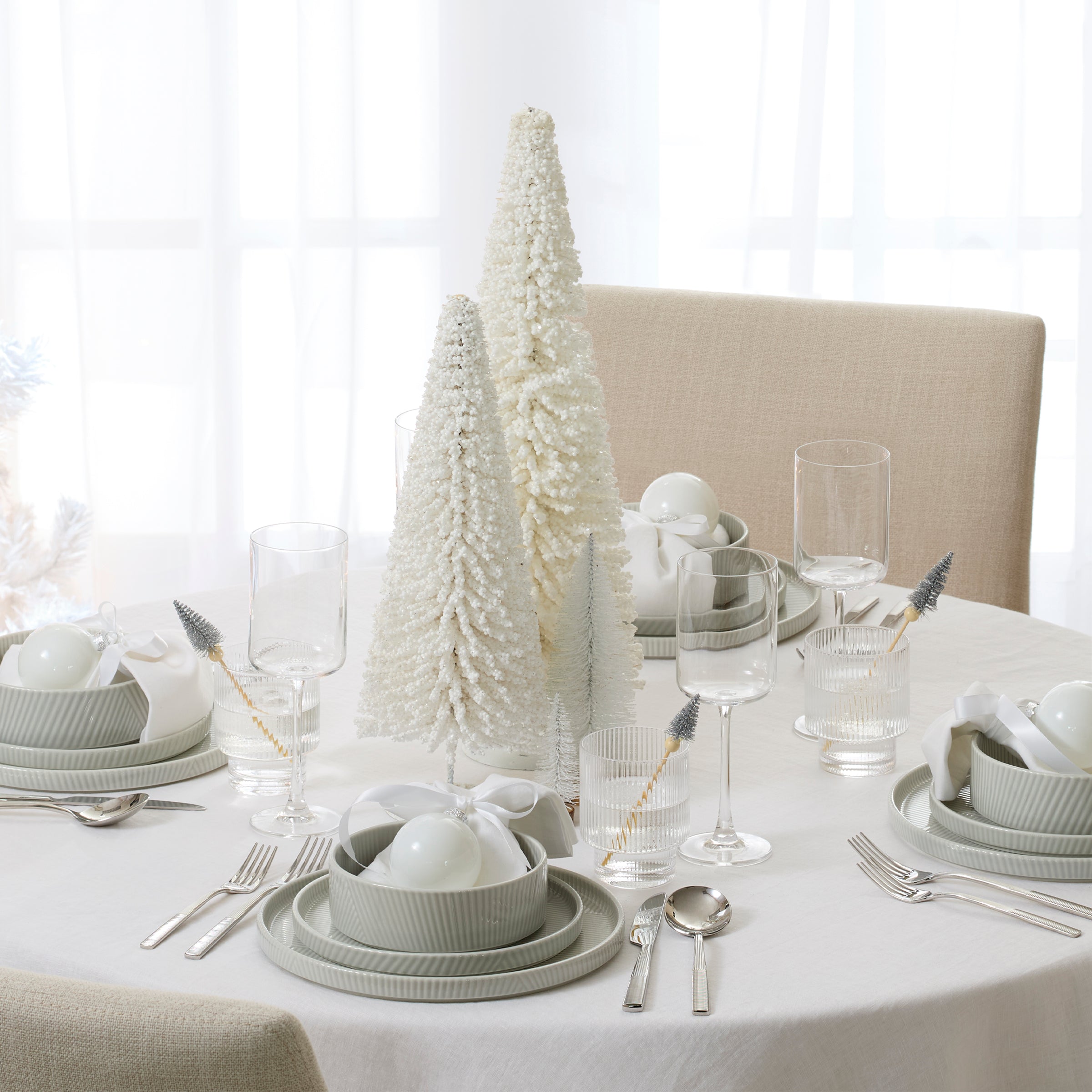 Lenox Westmore Modulus Vapor 16-Piece Dinnerware Set - Image 3