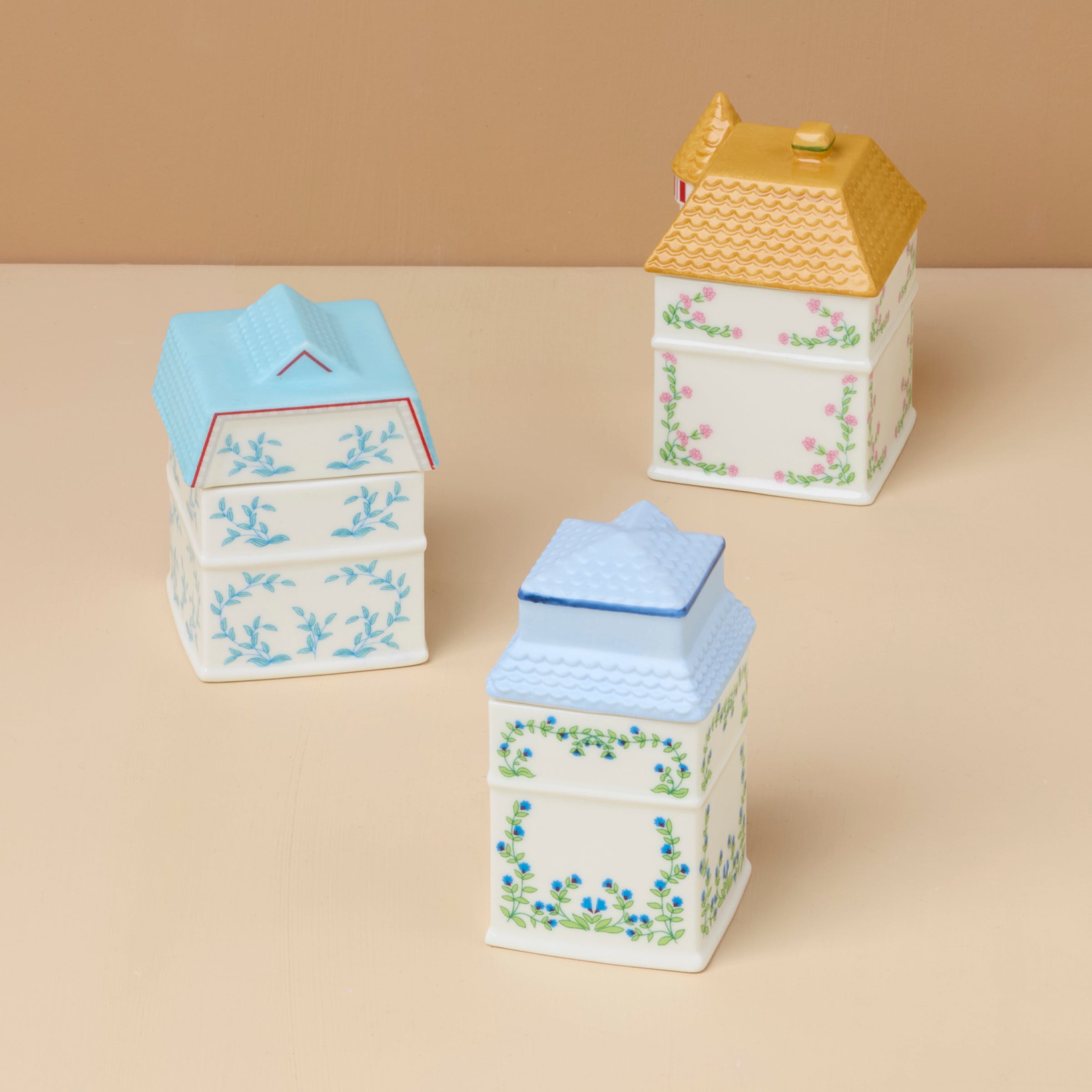 Lenox Westmore Lenox Spice Village 3-Piece French Quarter Spice Jar Set - Image 2