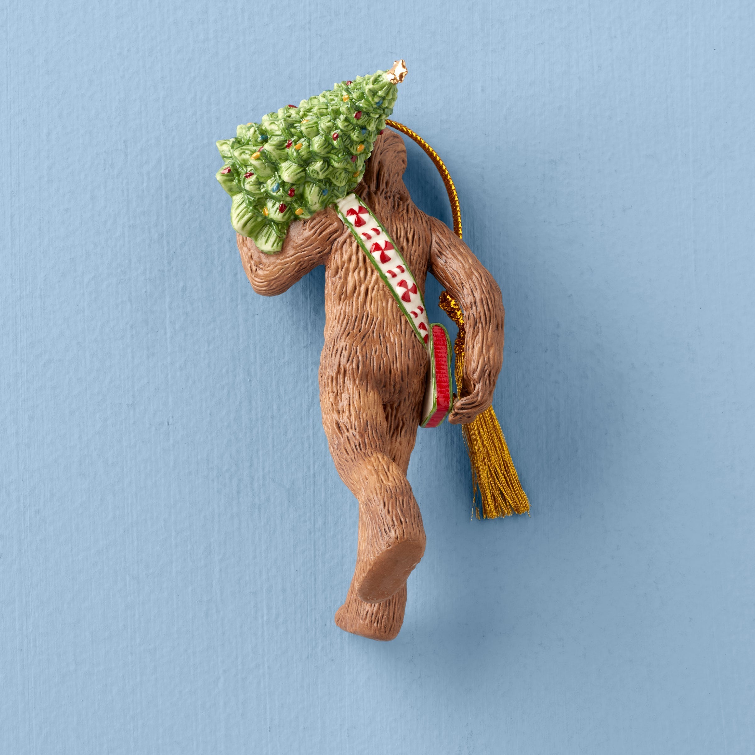 Lenox Westmore Chewbacca with Christmas Tree Ornament - Image 2