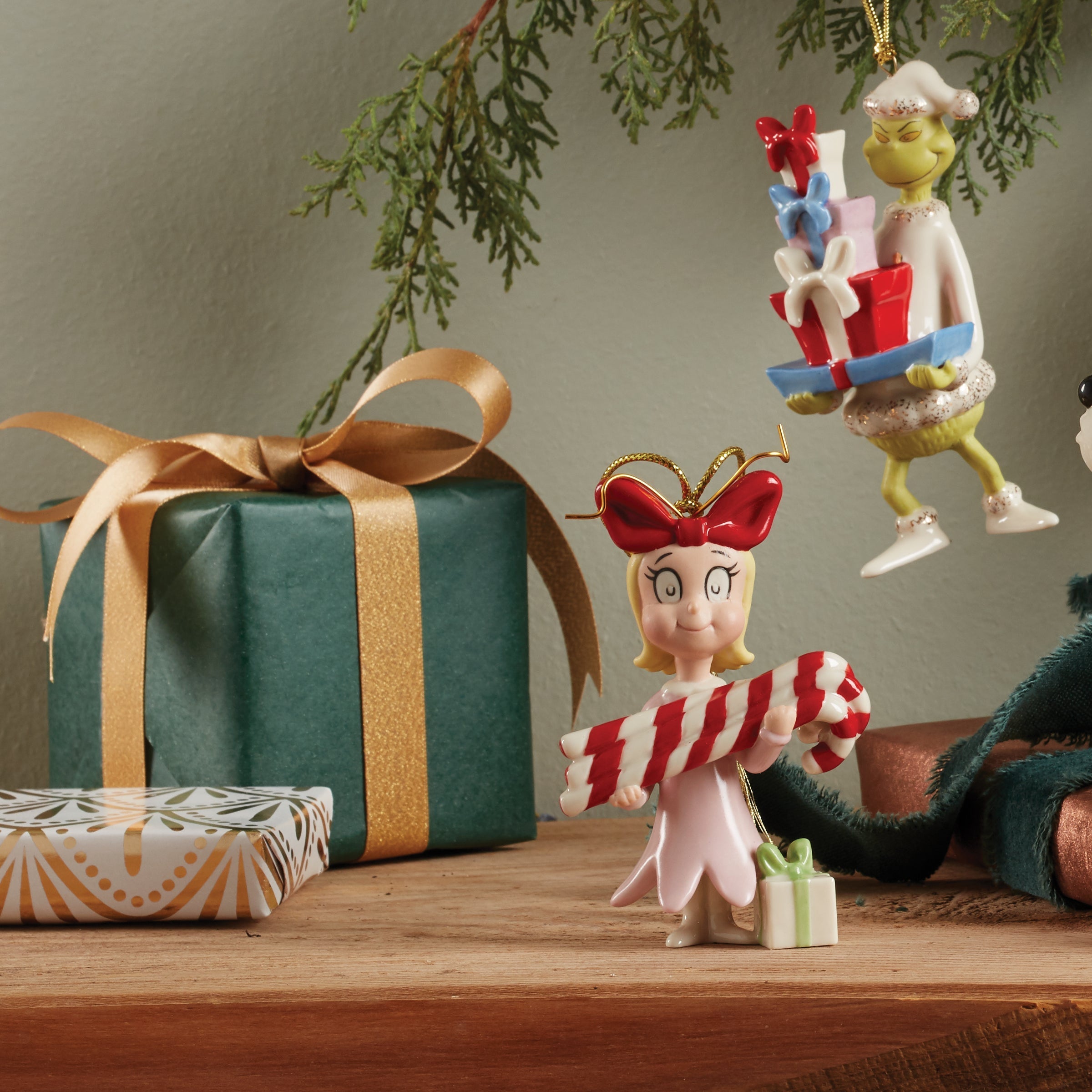 Lenox Westmore Cindy Lou Who Ornament - Image 10