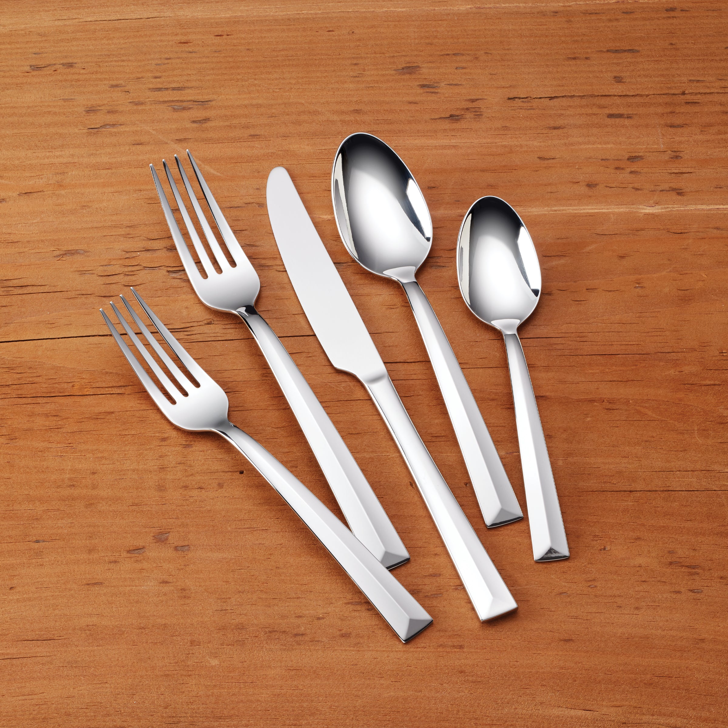 Lenox Westmore Moxie 20-Piece Flatware Set - Image 4