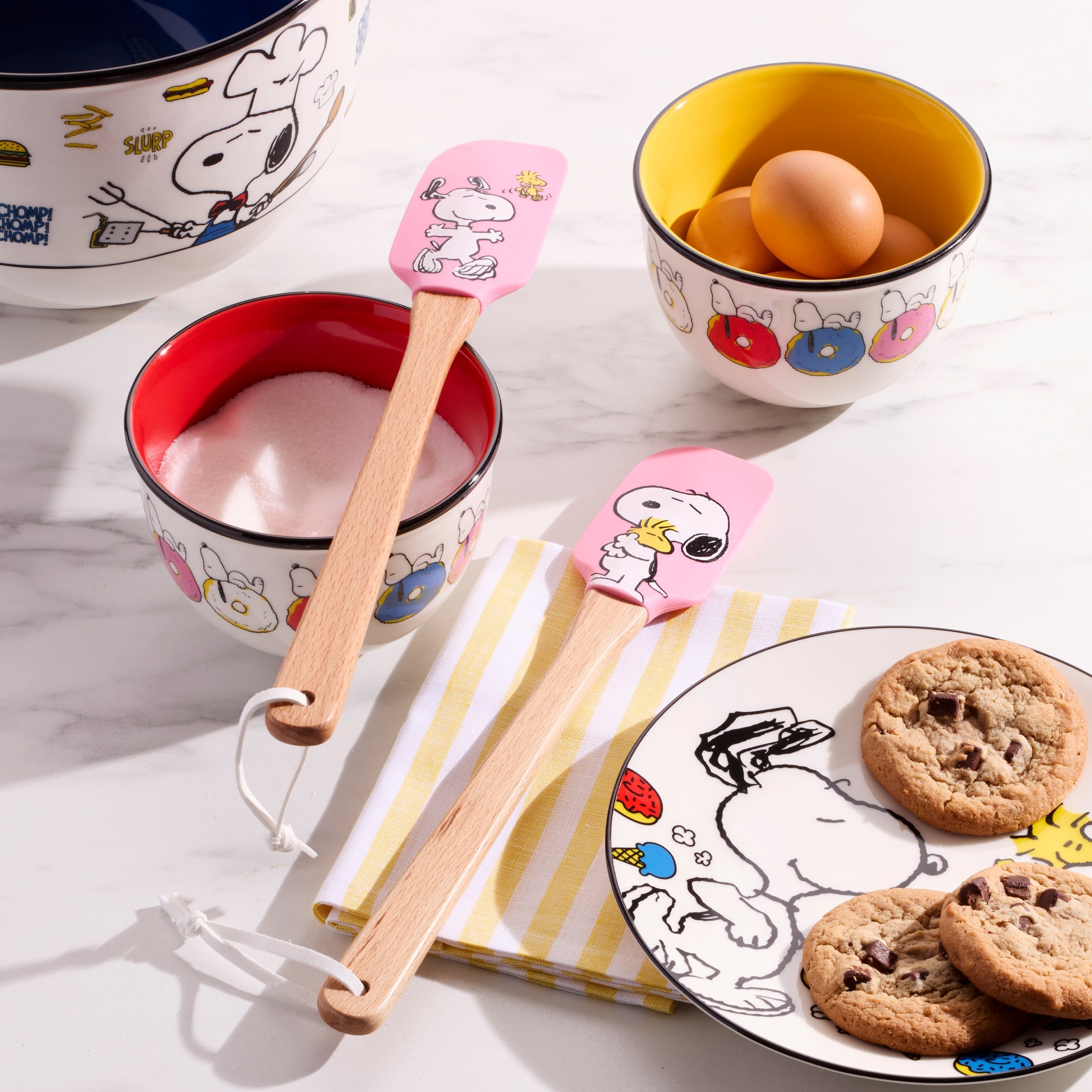 Lenox Westmore Chef Snoopy Pink Spatulas, Set of 2 - Image 2