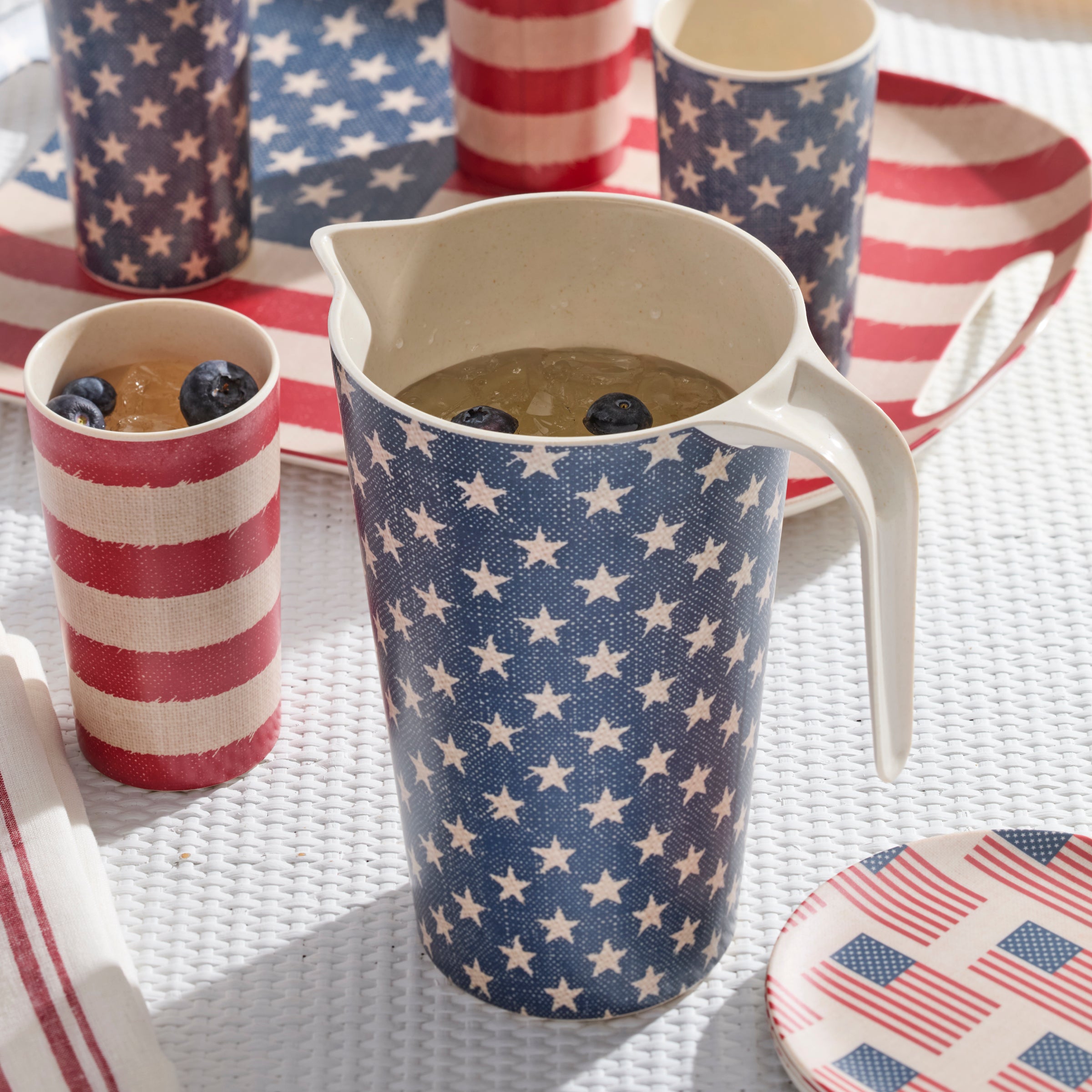 Lenox Westmore Vintage Americana Pitcher - Image 2