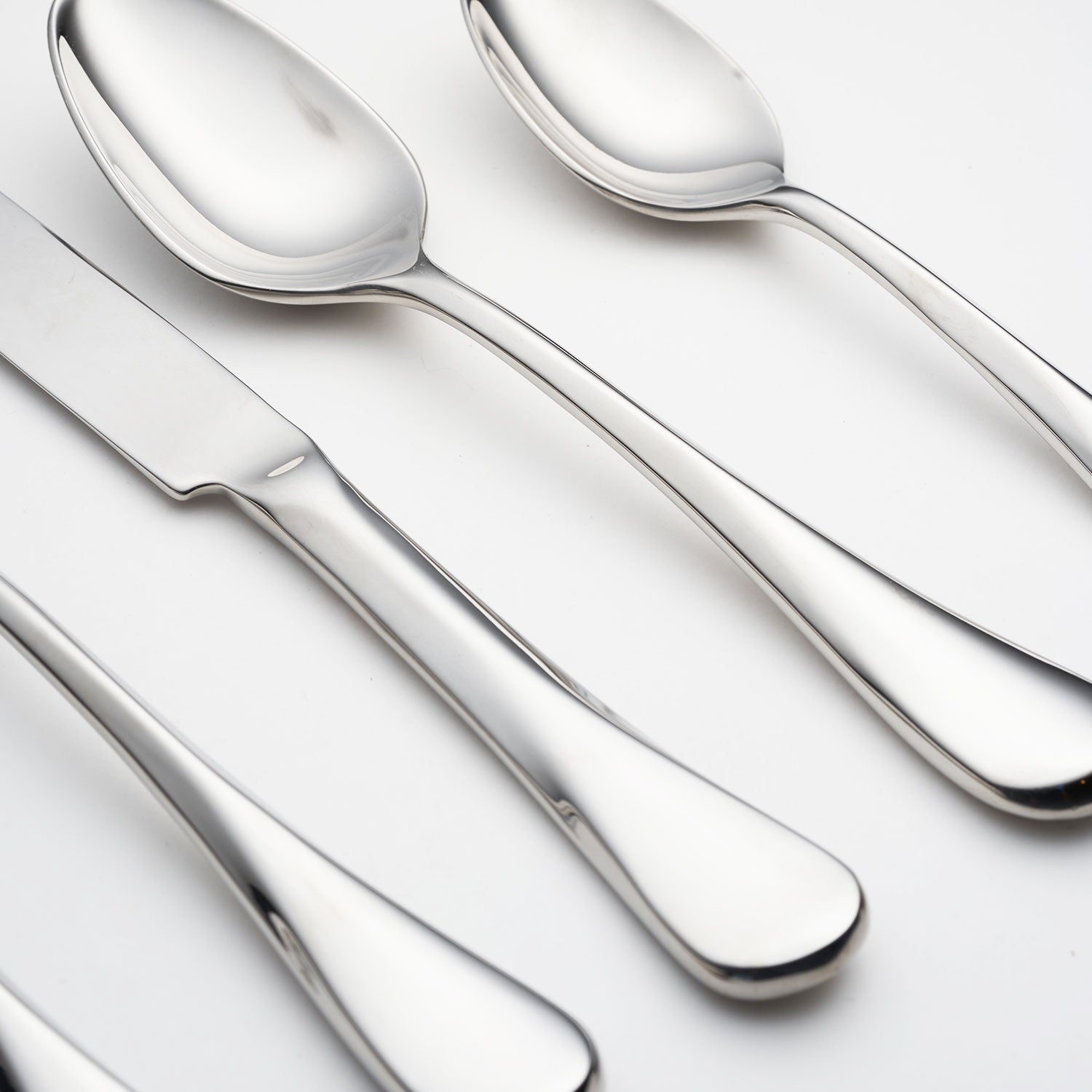 Lenox Westmore Eloquence 20-Piece Flatware Set - Image 4
