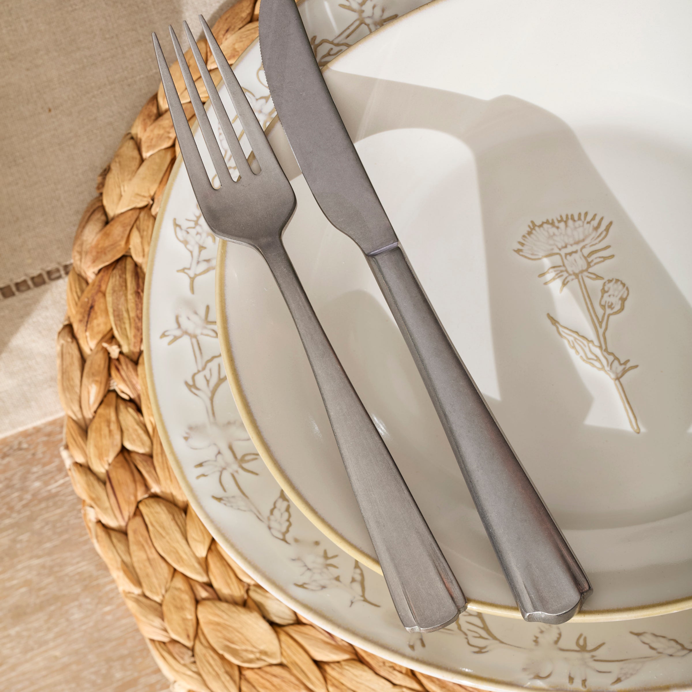 Lenox Westmore Homespun 16-Piece Dinnerware Set - Image 6