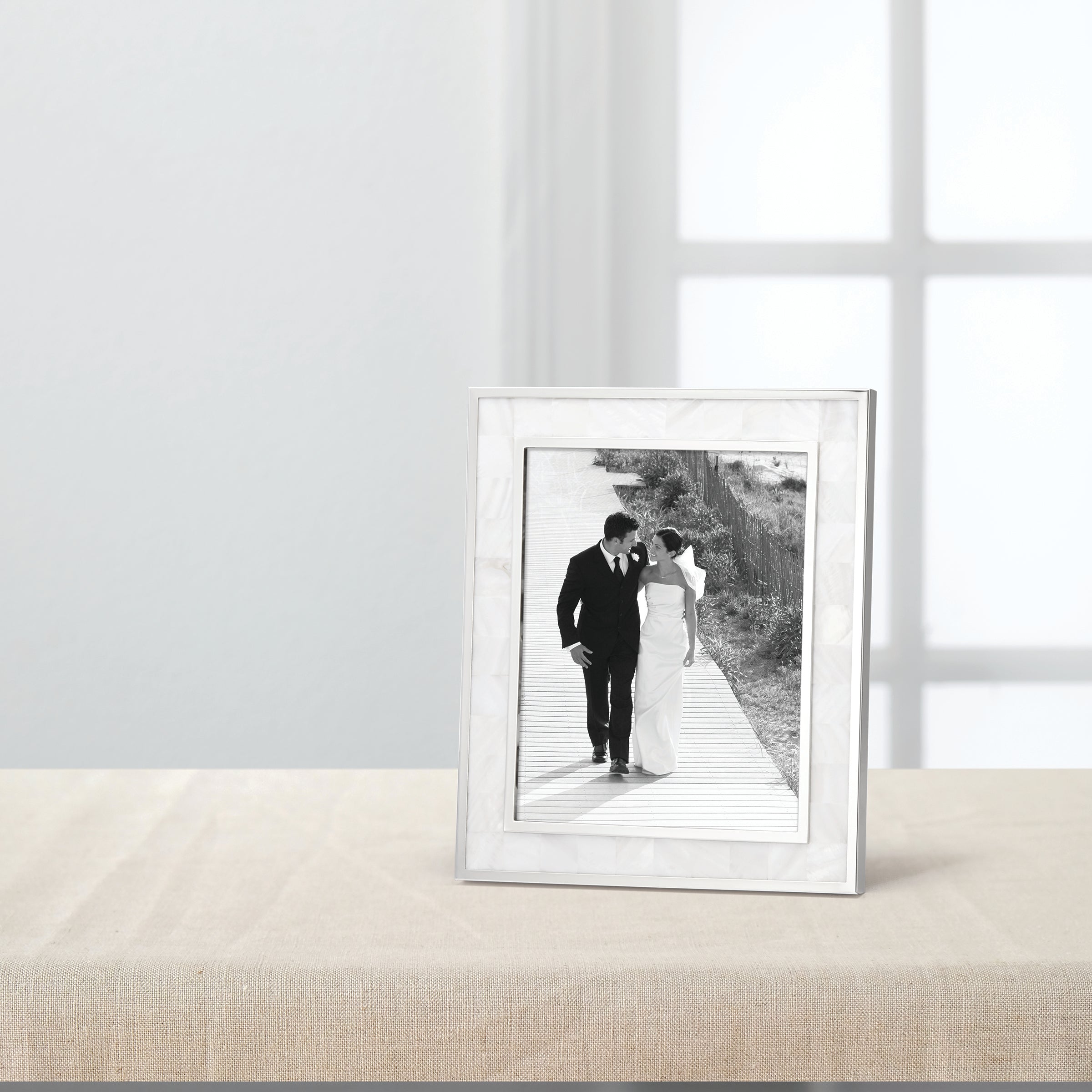Lenox Westmore Mother Of Pearl 8x10 Photo Frame - Image 3