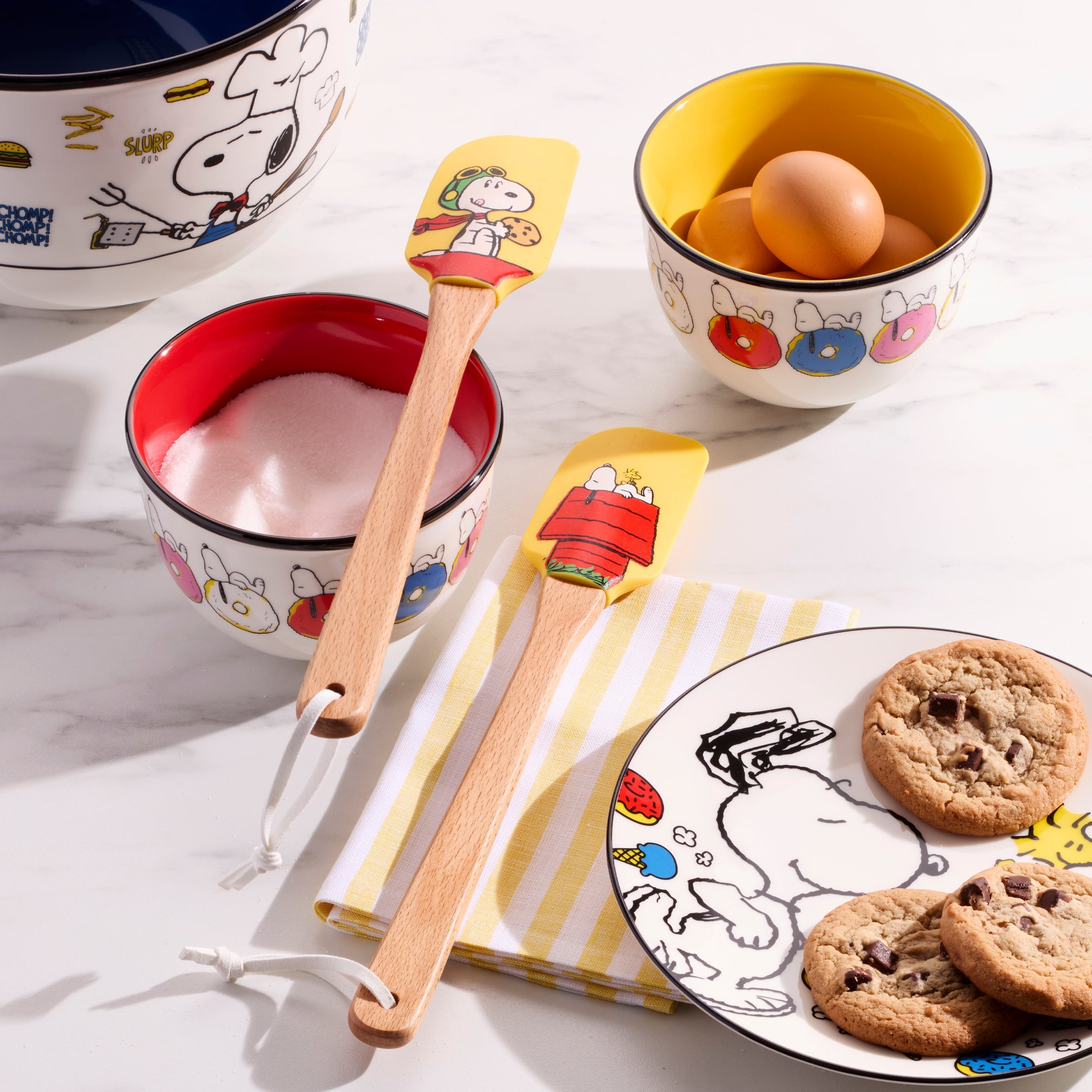 Lenox Westmore Chef Snoopy Yellow Spatulas, Set of 2 - Image 2