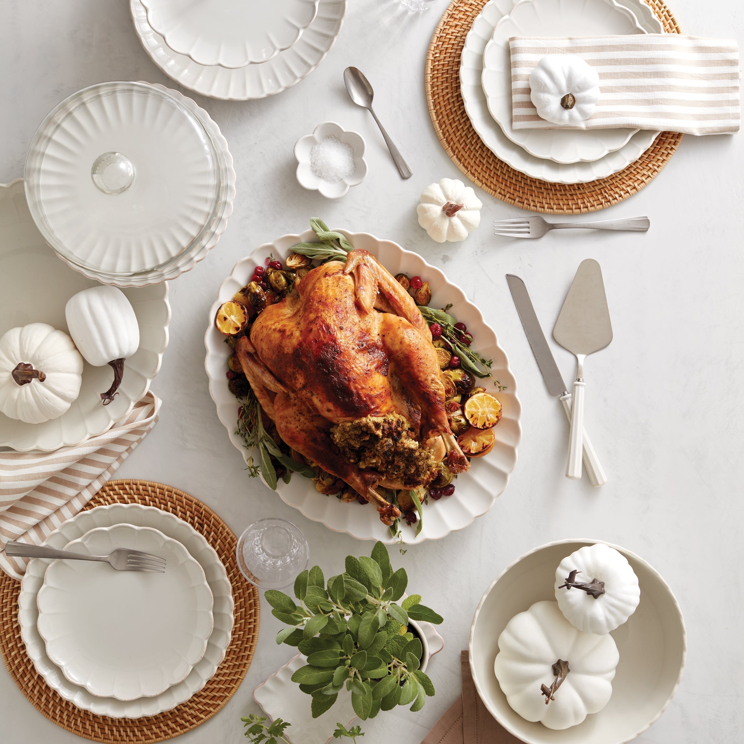 Lenox Westmore French Perle Scallop 2-Piece Dessert Set - Image 4